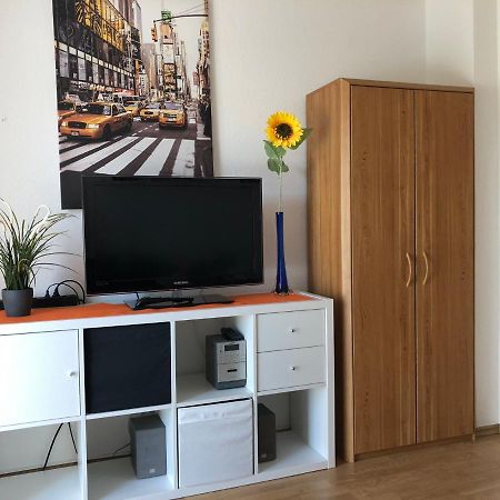 2 Zimmer Wohnung Mit Balkon - Naehe Messe Haar  Εξωτερικό φωτογραφία